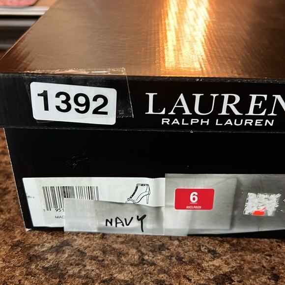 Lauren Ralph Lauren Kate T-Strap Chain Leather Dress Sandals Navy  NEW Size 6 - Picture 8 of 8